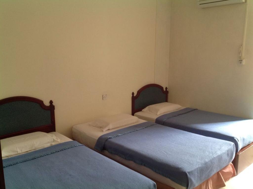 Hotel Morning Glory Кудат Номер фото